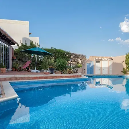 Дом отдыха With Pool In *