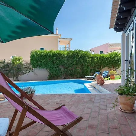 With Pool In Ferienhaus Lagos